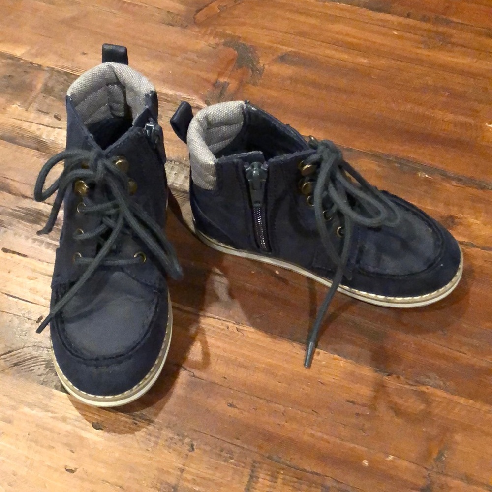 BabyGap Lace up high top boots